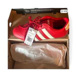Adidas Grand Court/Bright Red/Cream Stripes/9.5W/Tokyo|Big Fashion|Ball|Shape
